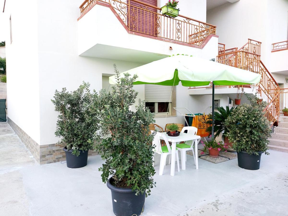 Apartamento Sole E Fiori Di Sicilia Valderice Exterior foto