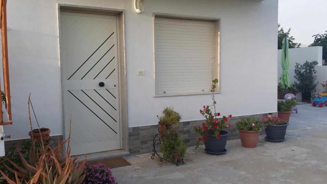 Apartamento Sole E Fiori Di Sicilia Valderice Exterior foto